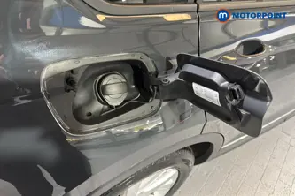 Volkswagen Tiguan Life Automatic Petrol SUV - Stock Number (1653036) - 41st supplementary image