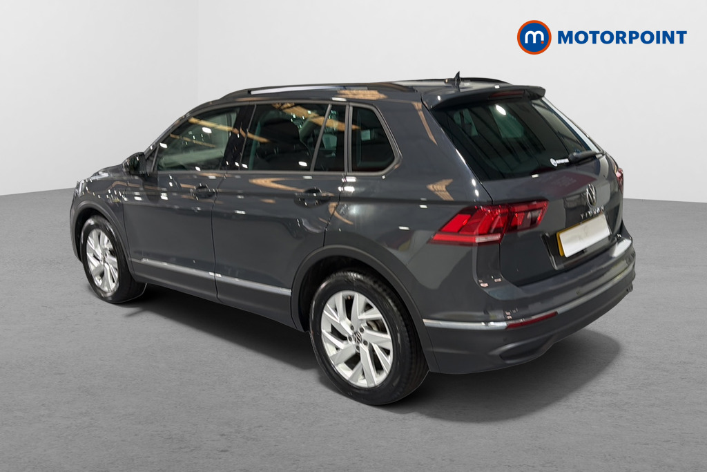 Volkswagen Tiguan Life Automatic Petrol SUV - Stock Number (1653036) - Drivers side rear corner