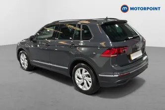 Volkswagen Tiguan Life Automatic Petrol SUV - Stock Number (1653036) - Drivers side rear corner
