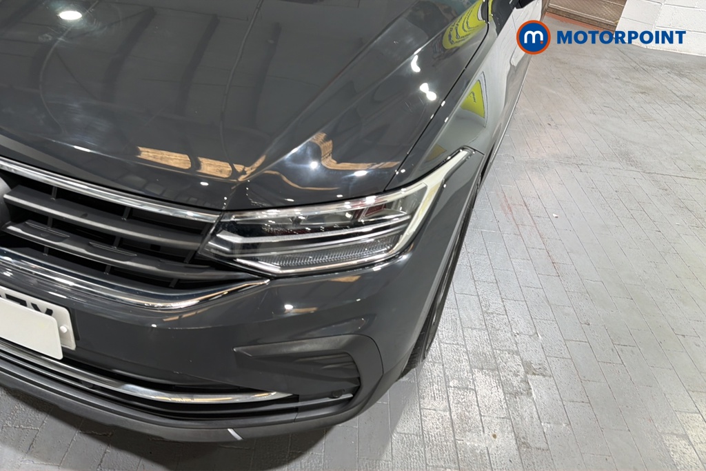 Volkswagen Tiguan Life Automatic Petrol SUV - Stock Number (1653036) - 42nd supplementary image