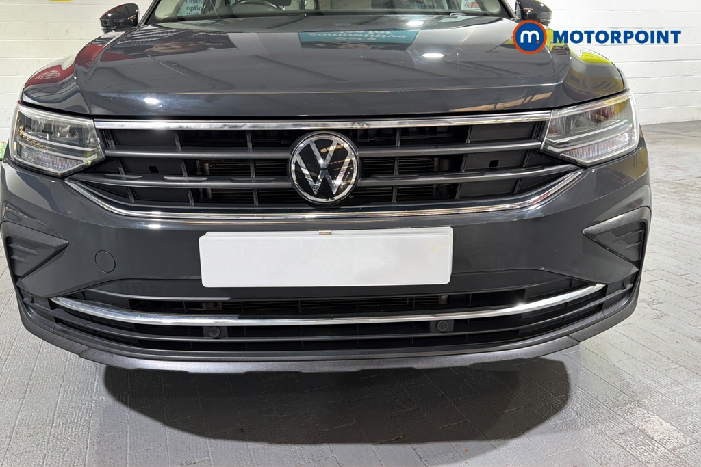 Volkswagen Tiguan Life Automatic Petrol SUV - Stock Number (1653036) - 43rd supplementary image