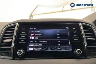 Skoda Karoq Se L Automatic Petrol SUV - Stock Number (1655274) - 8th supplementary image