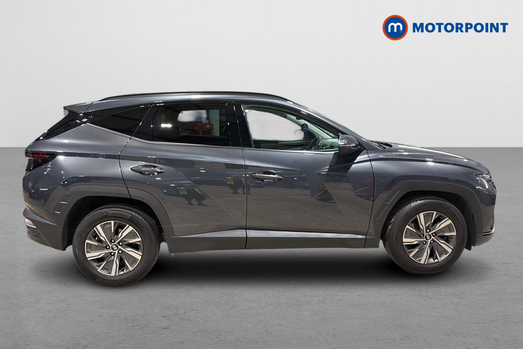 Hyundai Tucson Se Connect Manual Petrol SUV - Stock Number (1661519) - Passenger side