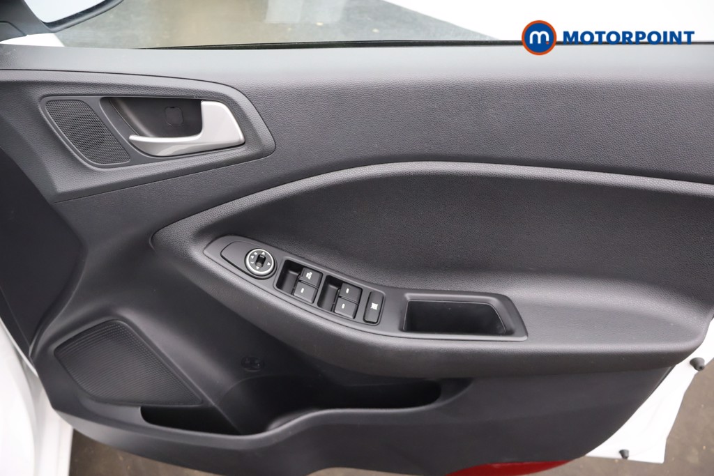 Hyundai I20 Play Manual Petrol Hatchback - Stock Number (1665503) - 12th supplementary image