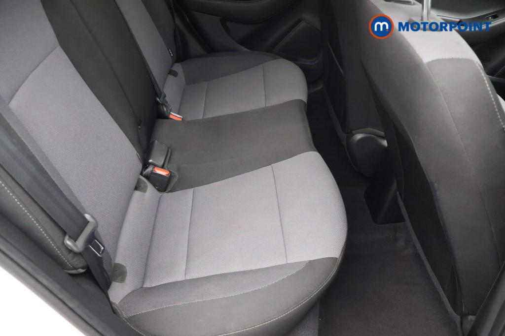 Hyundai I20 Play Manual Petrol Hatchback - Stock Number (1665503) - 17th supplementary image