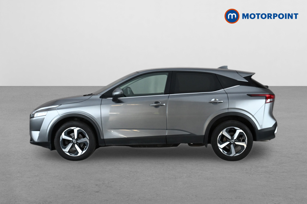 Nissan Qashqai N-Connecta Automatic Petrol SUV - Stock Number (1667346) - Passenger side