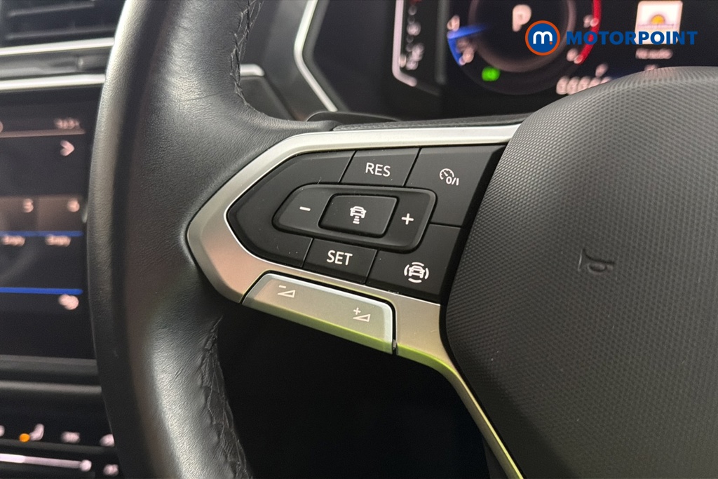 Volkswagen Tiguan Allspace Life Automatic Petrol SUV - Stock Number (1669094) - 4th supplementary image