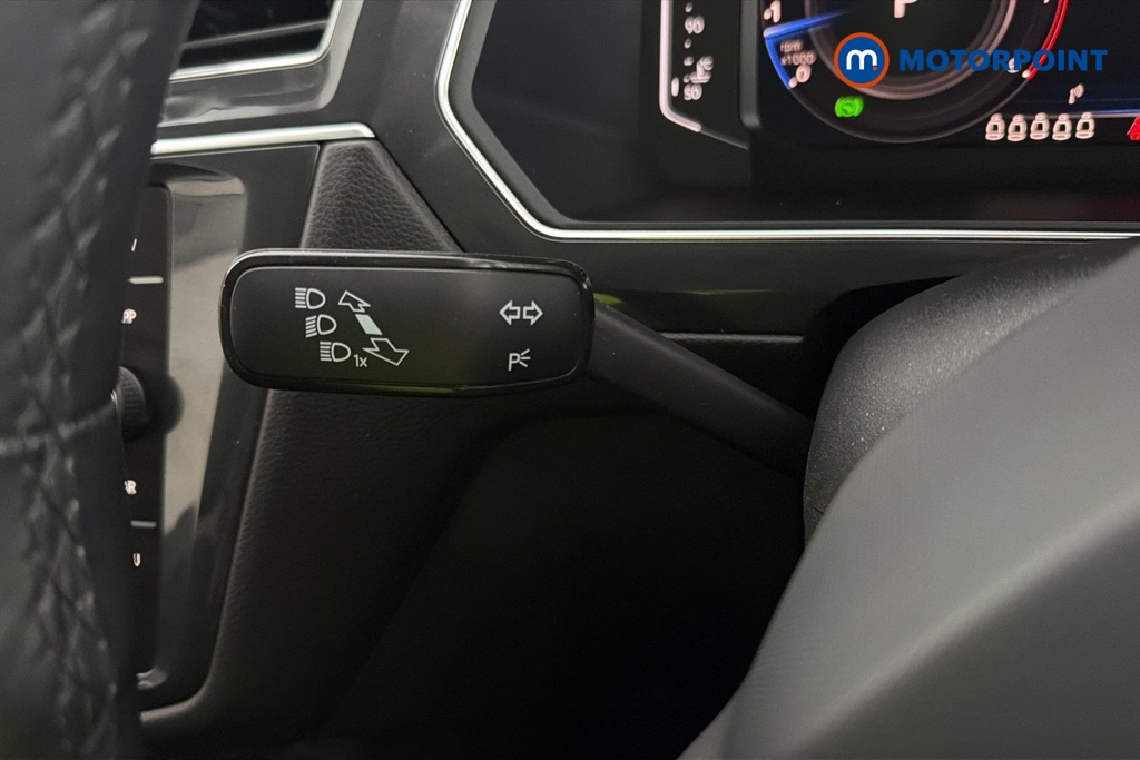 Volkswagen Tiguan Allspace Life Automatic Petrol SUV - Stock Number (1669094) - 5th supplementary image