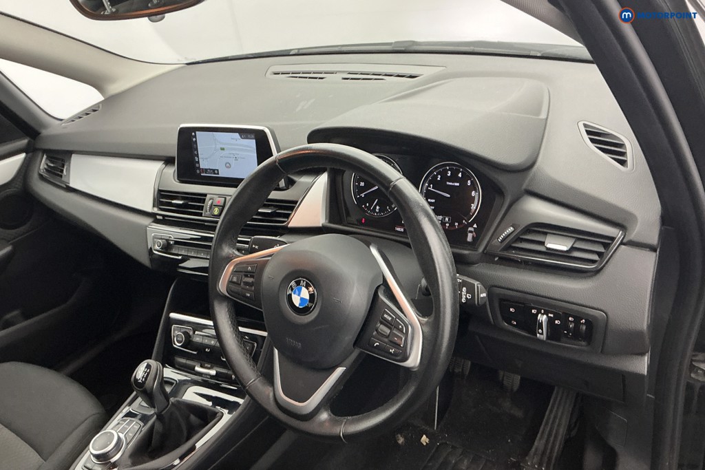 BMW 2 Series SE Manual Petrol Estate - Stock Number (1671951) - 8th supplementary image