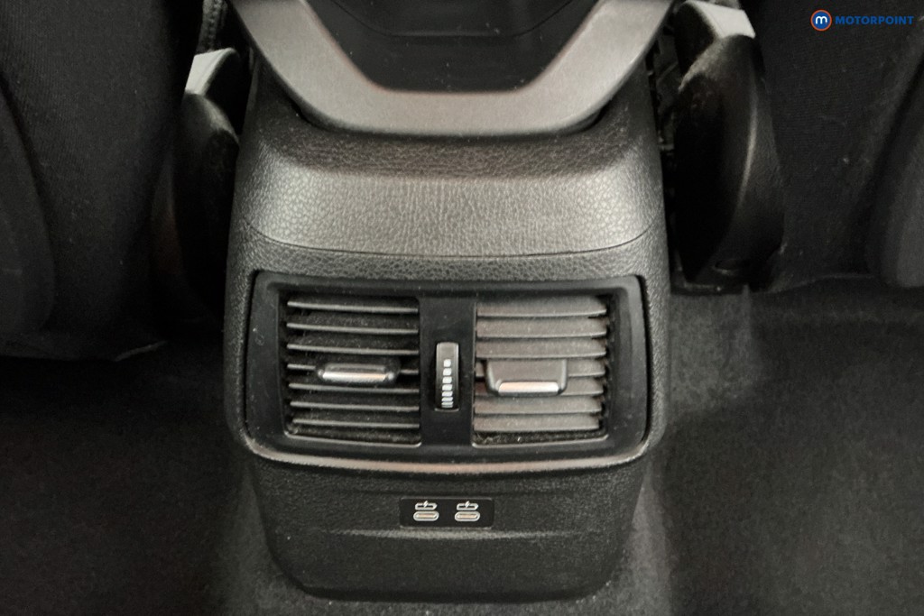BMW 2 Series SE Manual Petrol Estate - Stock Number (1671951) - 10th supplementary image
