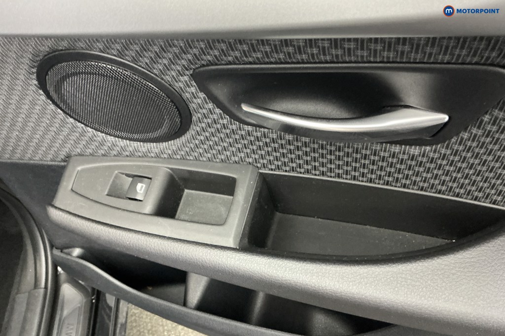 BMW 2 Series SE Manual Petrol Estate - Stock Number (1671951) - 29th supplementary image