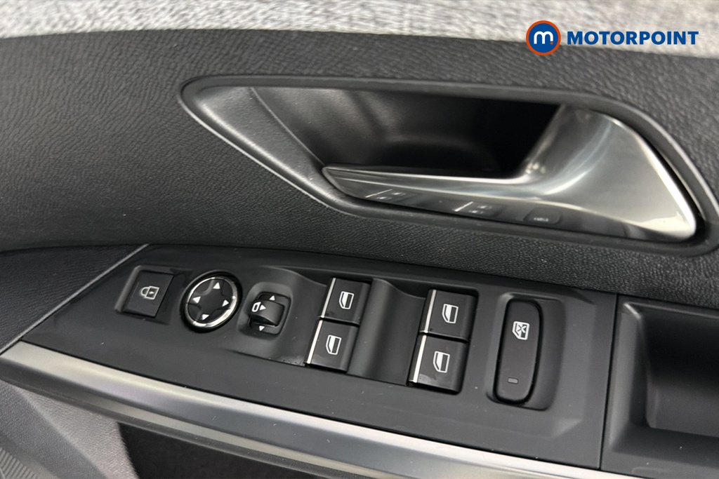 Peugeot 5008 GT Automatic Electric SUV - Stock Number (1672025) - 19th supplementary image