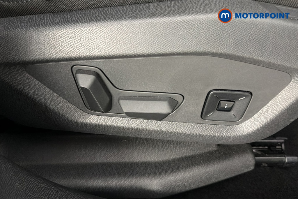 Peugeot 5008 GT Automatic Electric SUV - Stock Number (1672025) - 23rd supplementary image