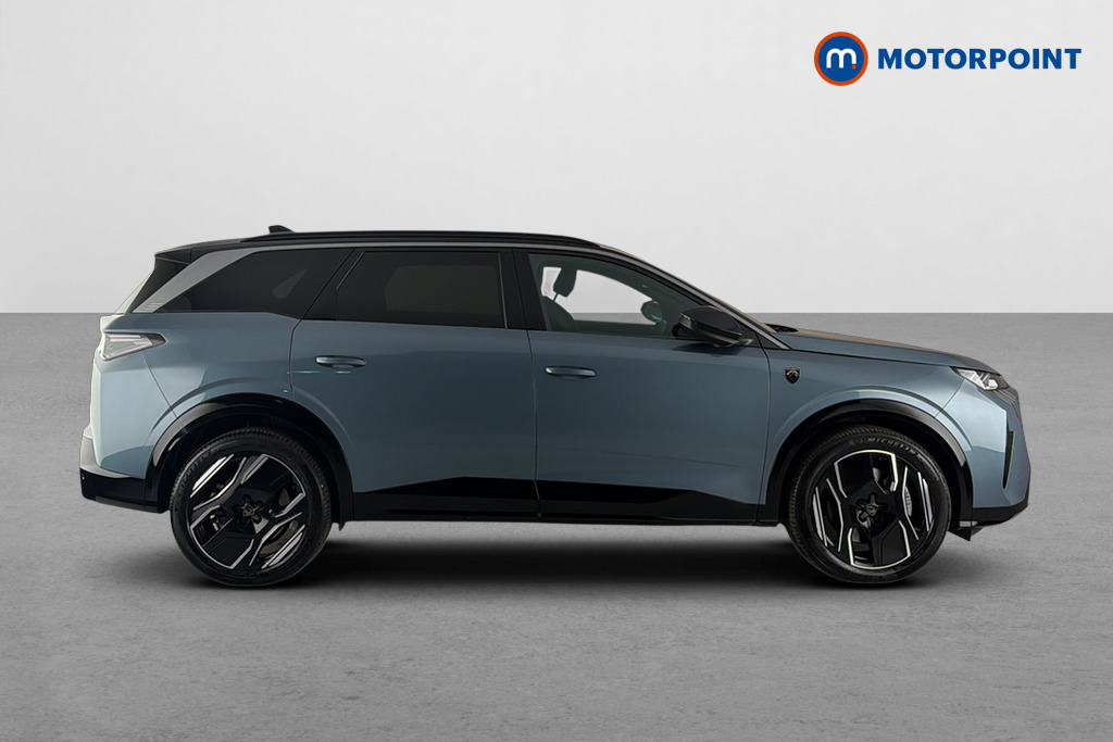 Peugeot 5008 GT Automatic Electric SUV - Stock Number (1672025) - Passenger side