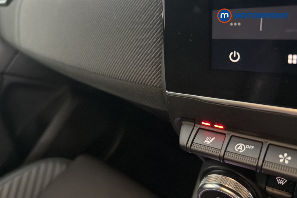 Renault Clio Esprit Alpine Manual Petrol Hatchback - Stock Number (1673009) - 14th supplementary image