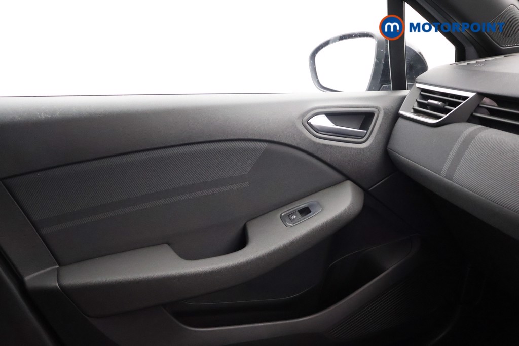 Renault Clio Esprit Alpine Manual Petrol Hatchback - Stock Number (1673037) - 11th supplementary image