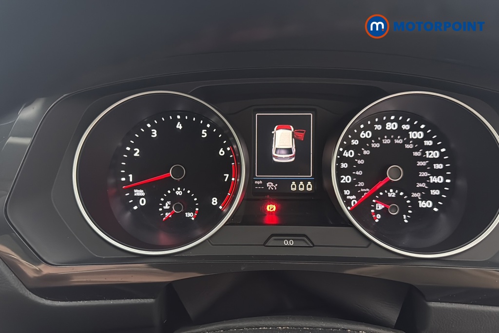 Volkswagen Tiguan Life Automatic Petrol SUV - Stock Number (1673957) - 7th supplementary image