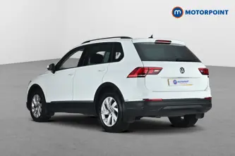 Volkswagen Tiguan Life Automatic Petrol SUV - Stock Number (1673957) - Drivers side rear corner