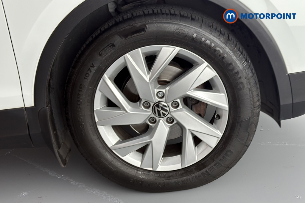 Volkswagen Tiguan Life Automatic Petrol SUV - Stock Number (1673957) - 47th supplementary image