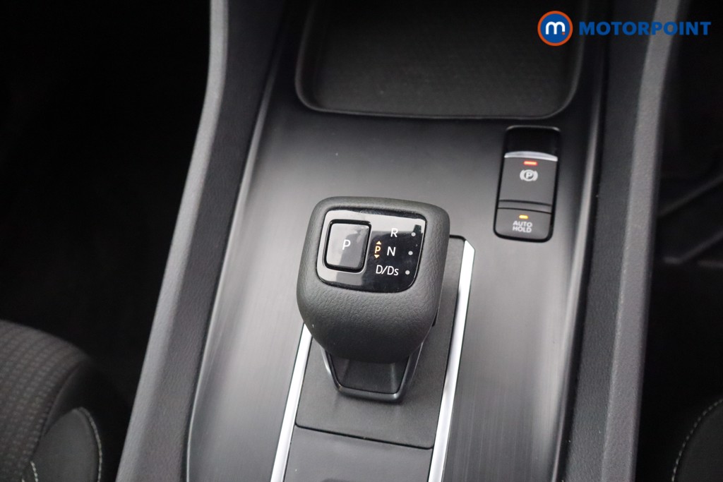 Nissan Qashqai Acenta Premium Automatic Petrol SUV - Stock Number (1674191) - 4th supplementary image