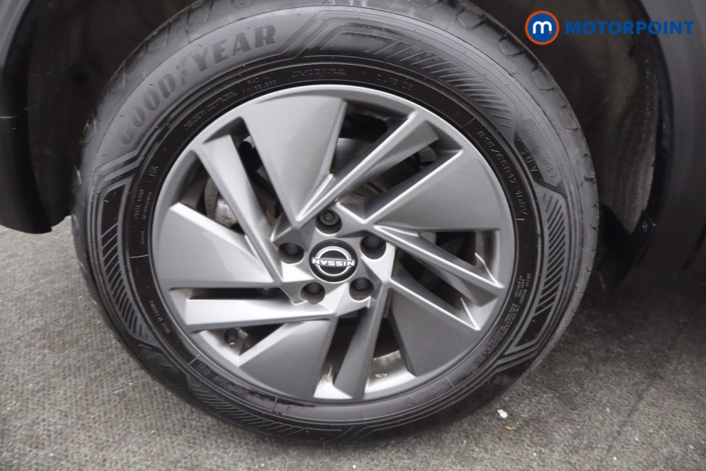 Nissan Qashqai Acenta Premium Automatic Petrol SUV - Stock Number (1674191) - 14th supplementary image