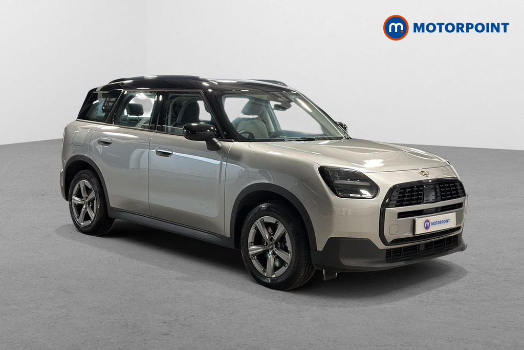 Mini Countryman C Classic Automatic Petrol SUV - Stock Number (1674372) - Drivers side front corner