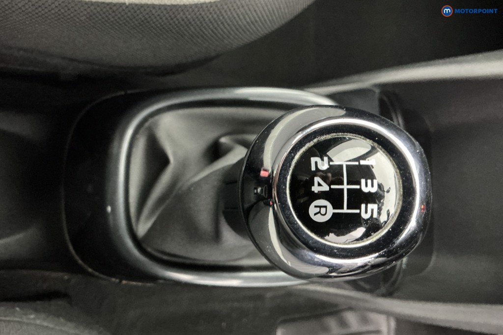 Toyota Aygo X-Play Manual Petrol Hatchback - Stock Number (1674400) - 14th supplementary image