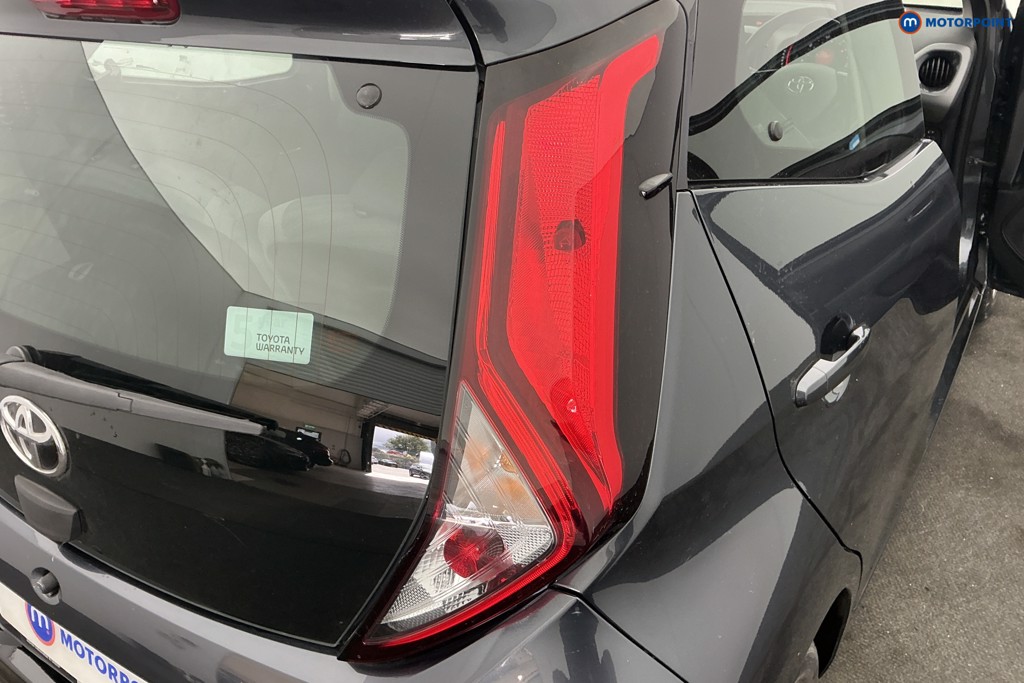 Toyota Aygo X-Play Manual Petrol Hatchback - Stock Number (1674400) - 29th supplementary image