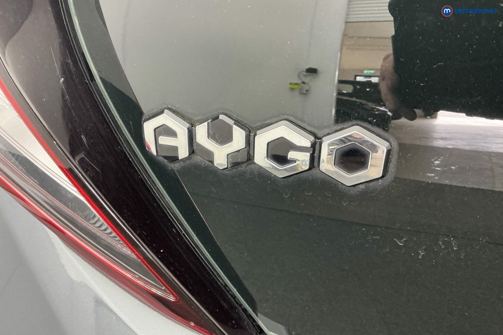Toyota Aygo X-Play Manual Petrol Hatchback - Stock Number (1674400) - 30th supplementary image