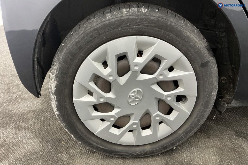 Toyota Aygo X-Play Manual Petrol Hatchback - Stock Number (1674400) - 32nd supplementary image