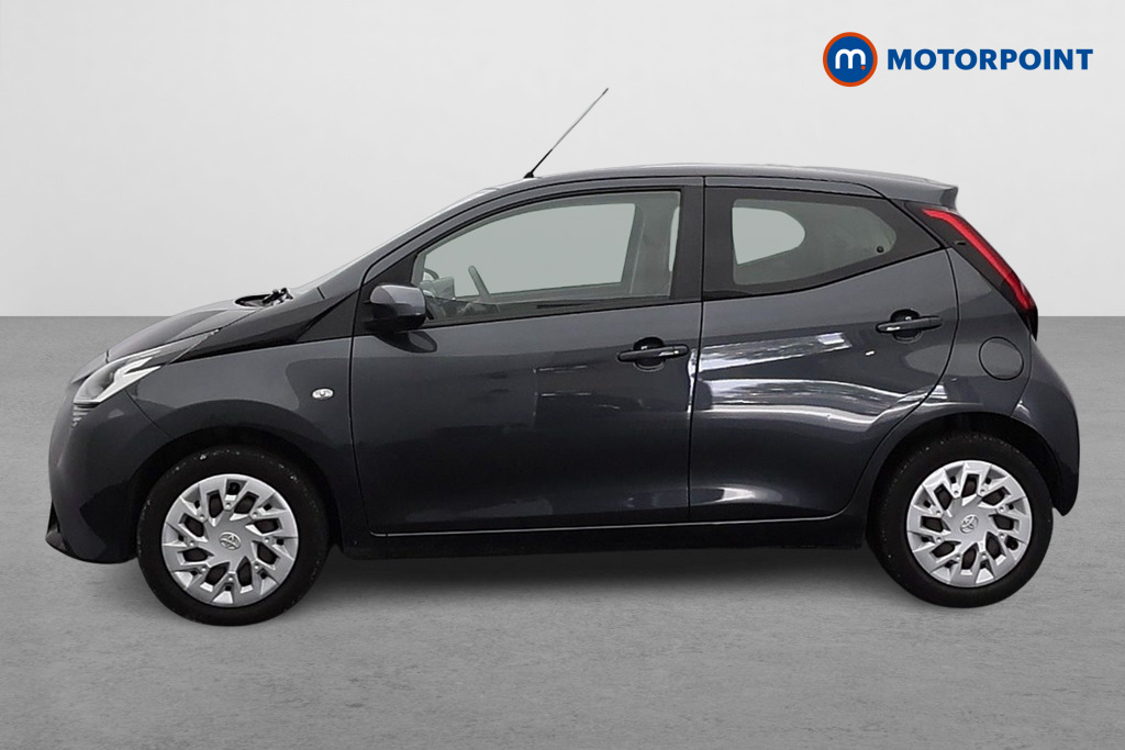 Toyota Aygo X-Play Manual Petrol Hatchback - Stock Number (1674400) - Passenger side
