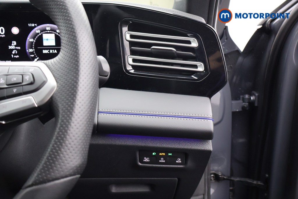 Volkswagen Tiguan R-Line Automatic Petrol Plug-In Hybrid SUV - Stock Number (1674471) - 8th supplementary image