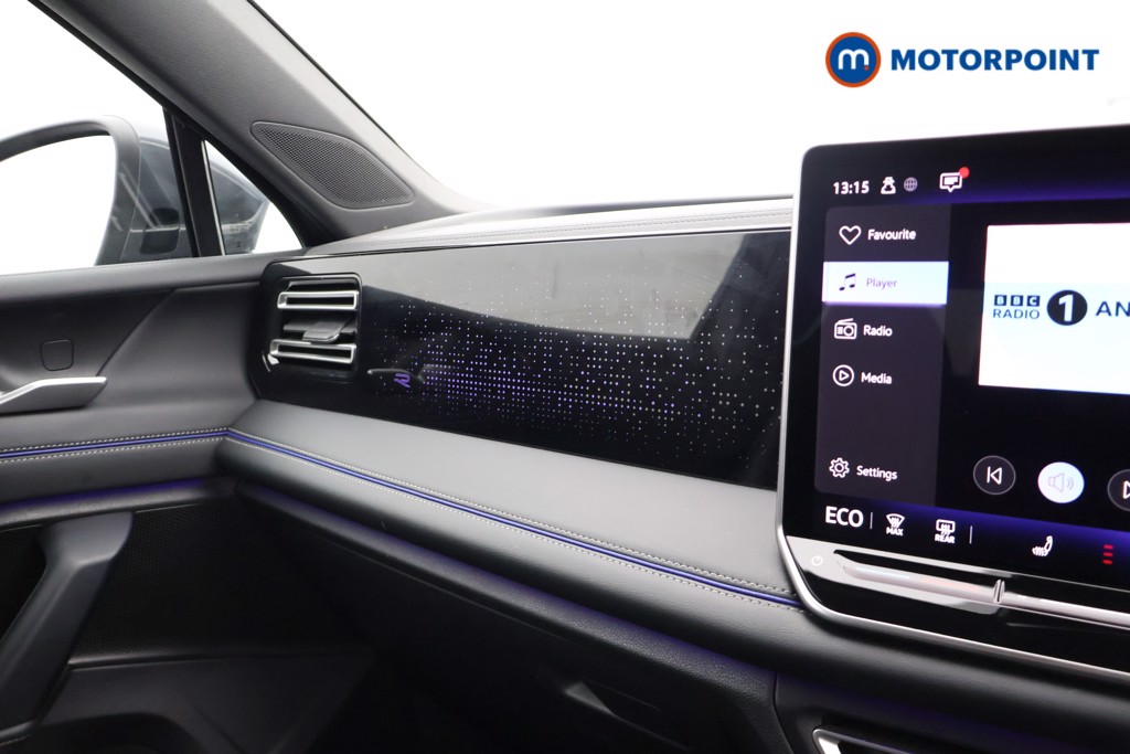 Volkswagen Tiguan R-Line Automatic Petrol Plug-In Hybrid SUV - Stock Number (1674471) - 11th supplementary image