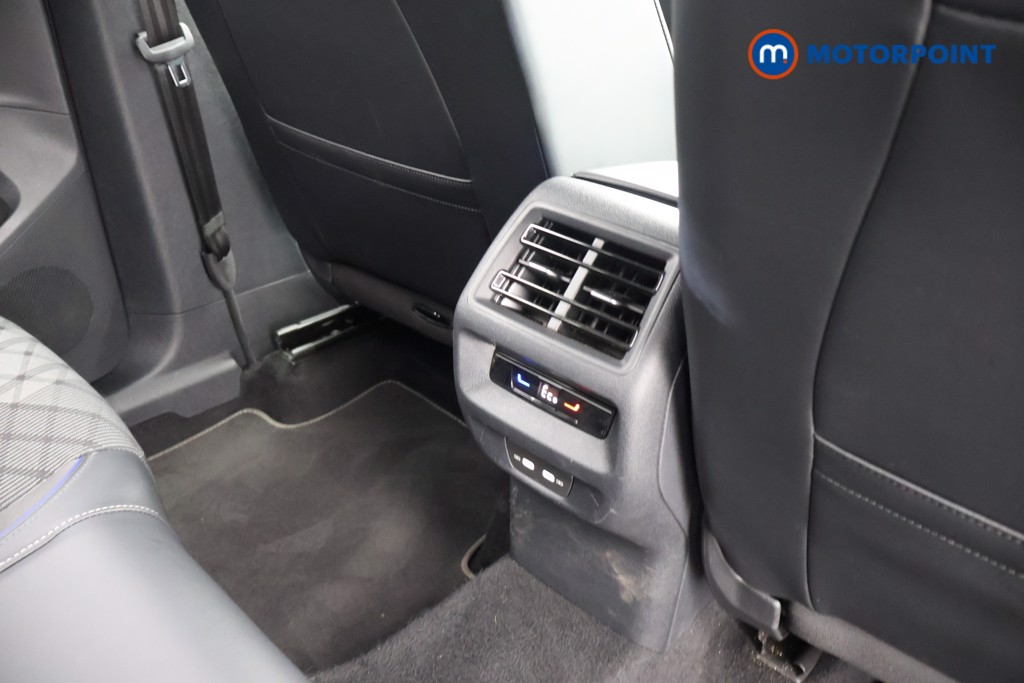 Volkswagen Tiguan R-Line Automatic Petrol Plug-In Hybrid SUV - Stock Number (1674471) - 24th supplementary image