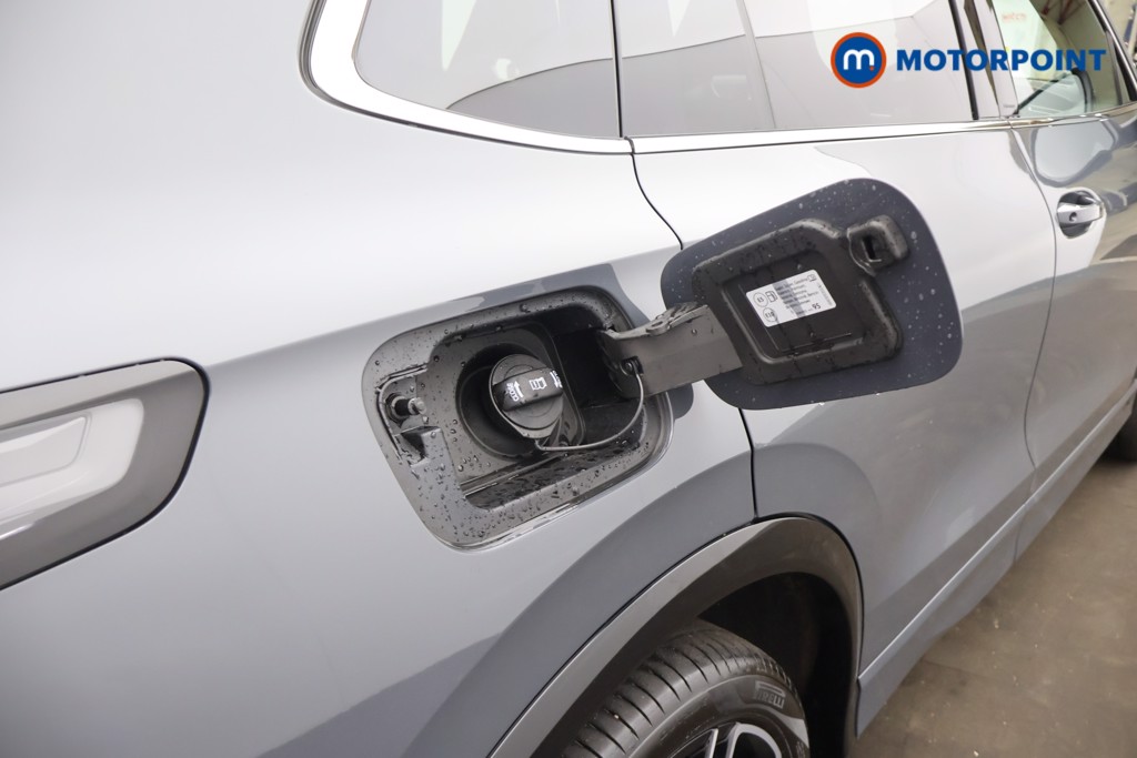 Volkswagen Tiguan R-Line Automatic Petrol Plug-In Hybrid SUV - Stock Number (1674471) - 26th supplementary image