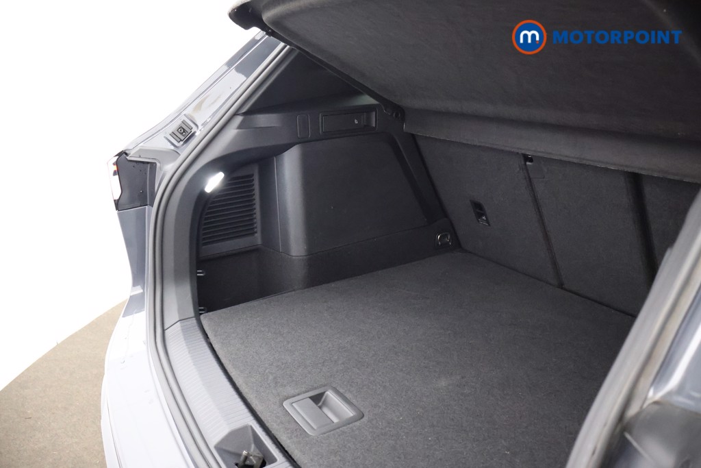 Volkswagen Tiguan R-Line Automatic Petrol Plug-In Hybrid SUV - Stock Number (1674471) - 28th supplementary image