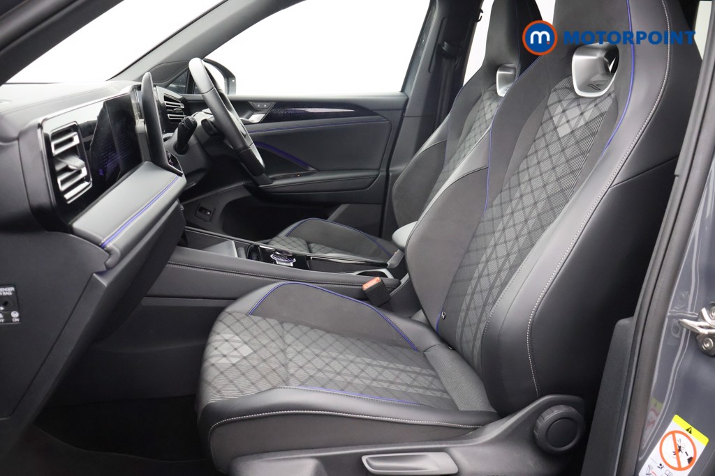 Volkswagen Tiguan R-Line Automatic Petrol Plug-In Hybrid SUV - Stock Number (1674471) - 30th supplementary image