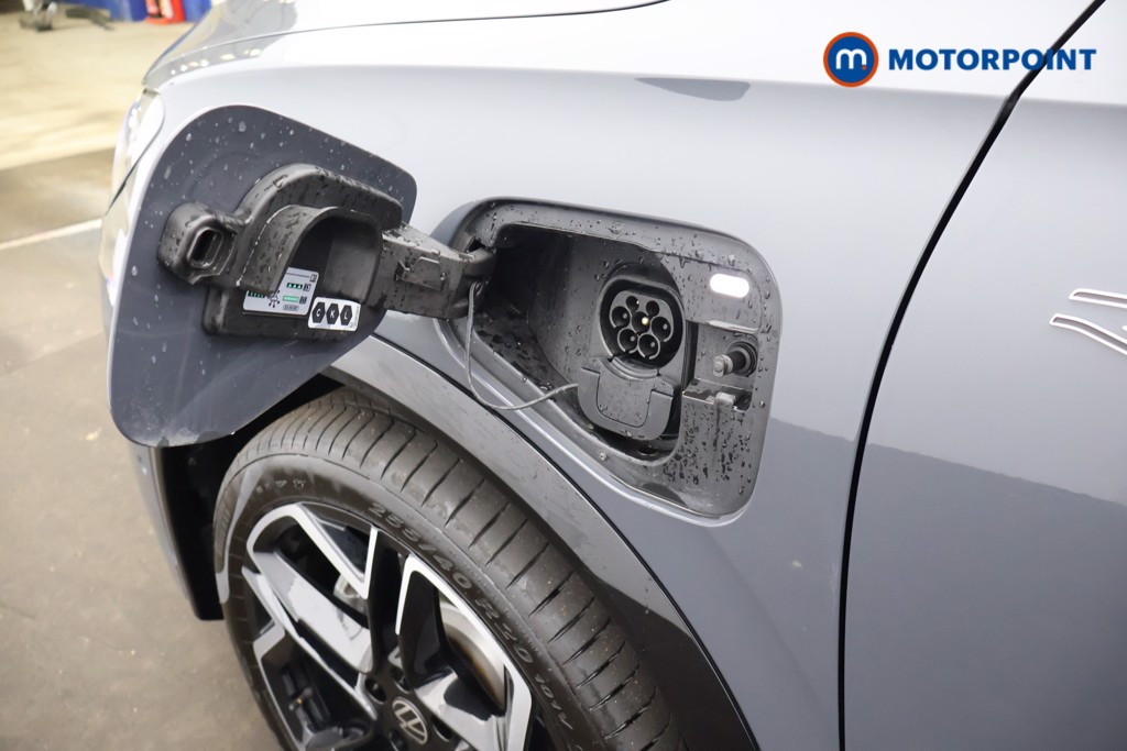 Volkswagen Tiguan R-Line Automatic Petrol Plug-In Hybrid SUV - Stock Number (1674471) - 34th supplementary image