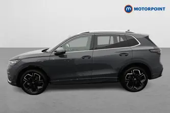 Volkswagen Tiguan R-Line Automatic Petrol Plug-In Hybrid SUV - Stock Number (1674471) - Passenger side