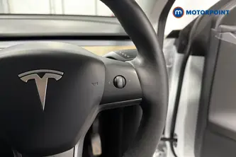 Tesla Model Y Long Range Automatic Electric SUV - Stock Number (1674540) - 3rd supplementary image