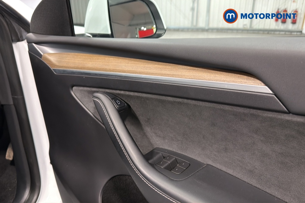 Tesla Model Y Long Range Automatic Electric SUV - Stock Number (1674540) - 10th supplementary image