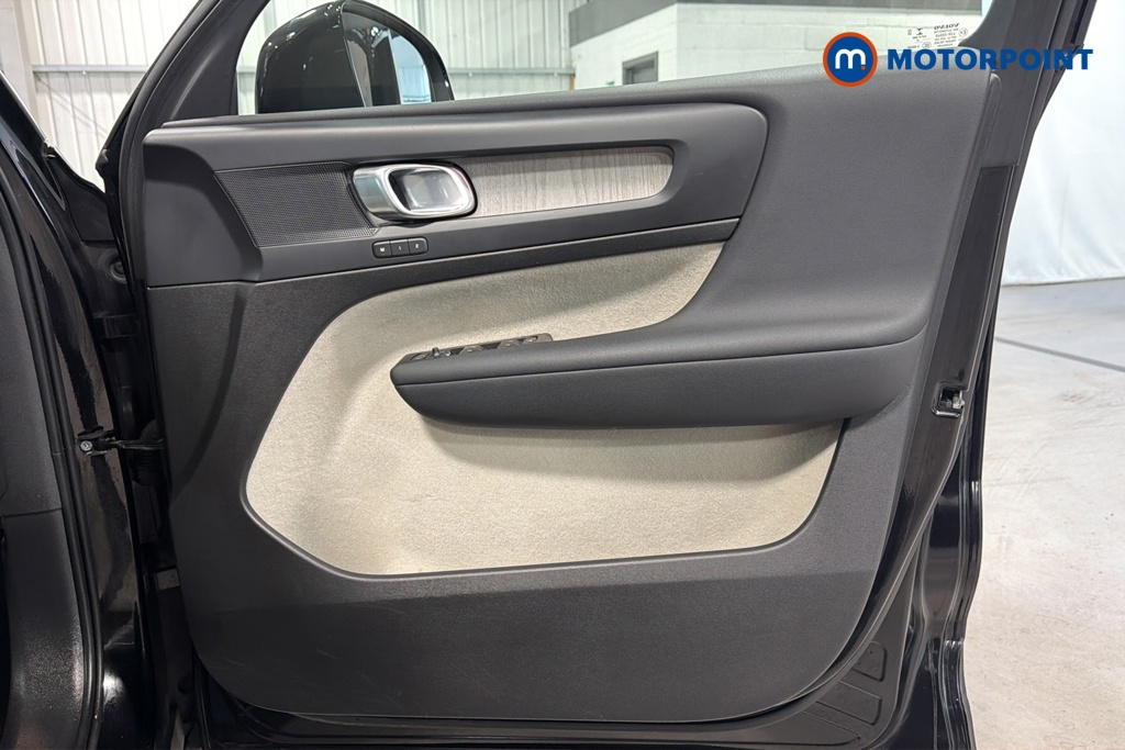 Volvo Xc40 Inscription Pro Automatic Petrol SUV - Stock Number (1674569) - 18th supplementary image
