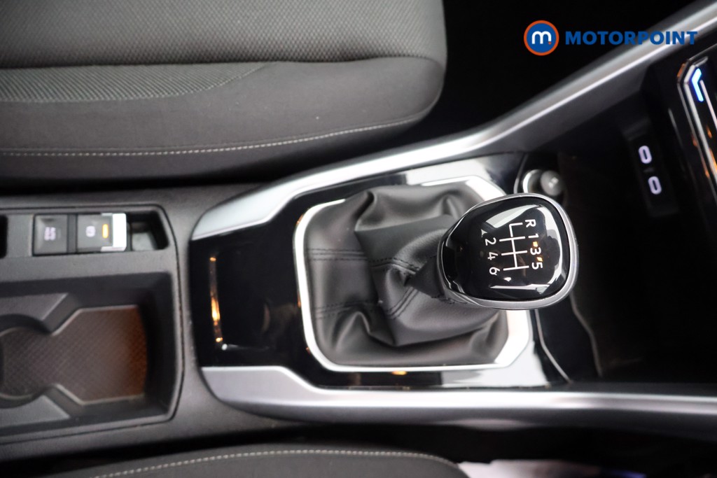 Volkswagen T-Roc Life Manual Petrol SUV - Stock Number (1674824) - 10th supplementary image
