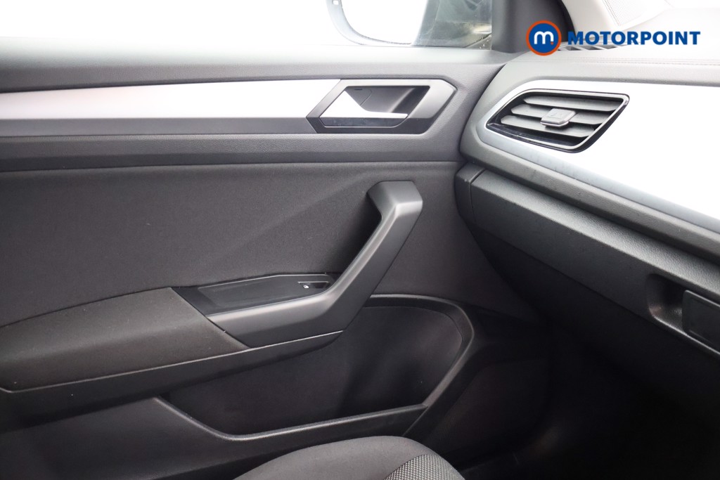 Volkswagen T-Roc Life Manual Petrol SUV - Stock Number (1674824) - 12th supplementary image