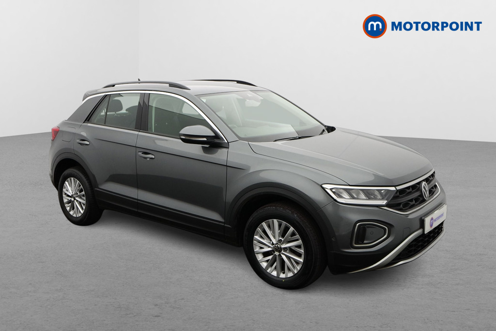 Volkswagen T-Roc Life Manual Petrol SUV - Stock Number (1674824) - Drivers side front corner