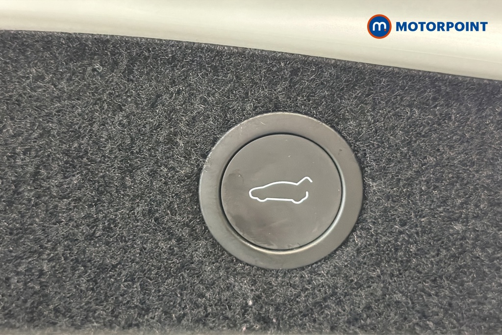Tesla Model 3 Long Range Automatic Electric Saloon - Stock Number (1675033) - 993rd supplementary image