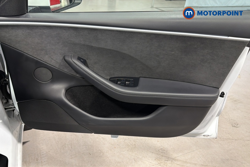 Tesla Model 3 Long Range Automatic Electric Saloon - Stock Number (1675033) - 18th supplementary image