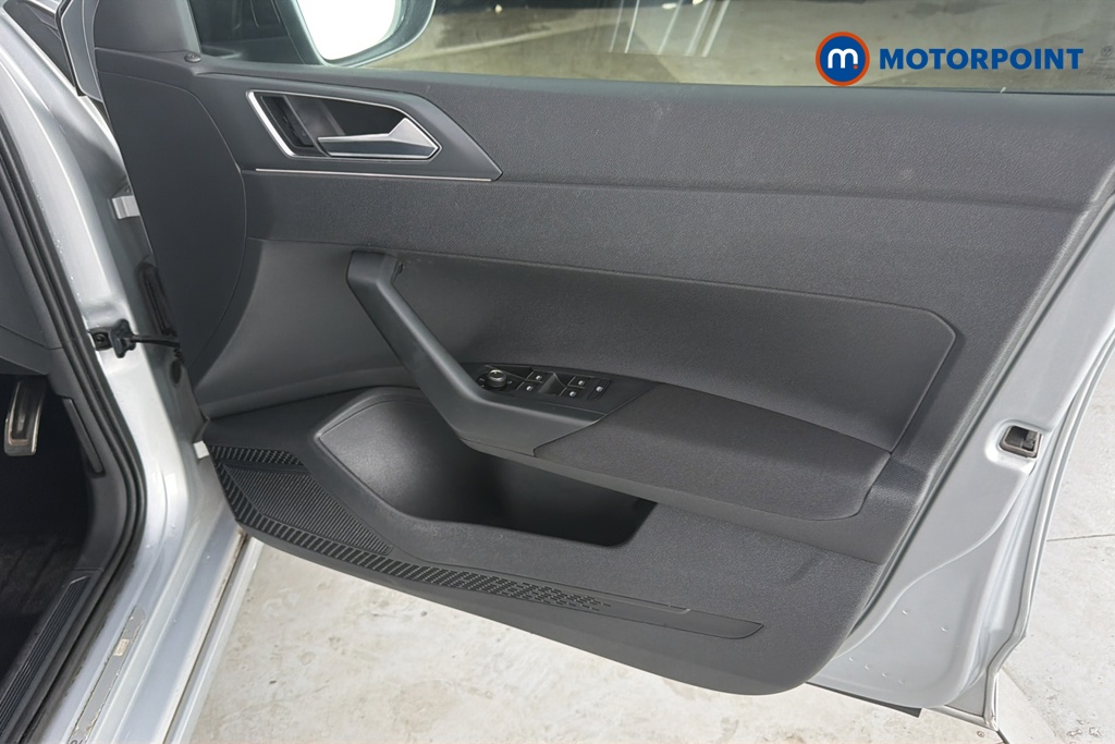 Volkswagen Taigo R-Line Manual Petrol SUV - Stock Number (1675078) - 18th supplementary image