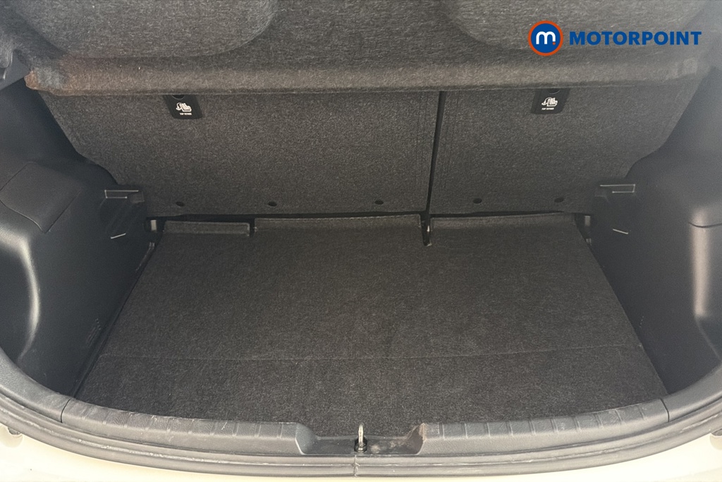Toyota Yaris Design Automatic Petrol Hatchback - Stock Number (1675261) - 30th supplementary image