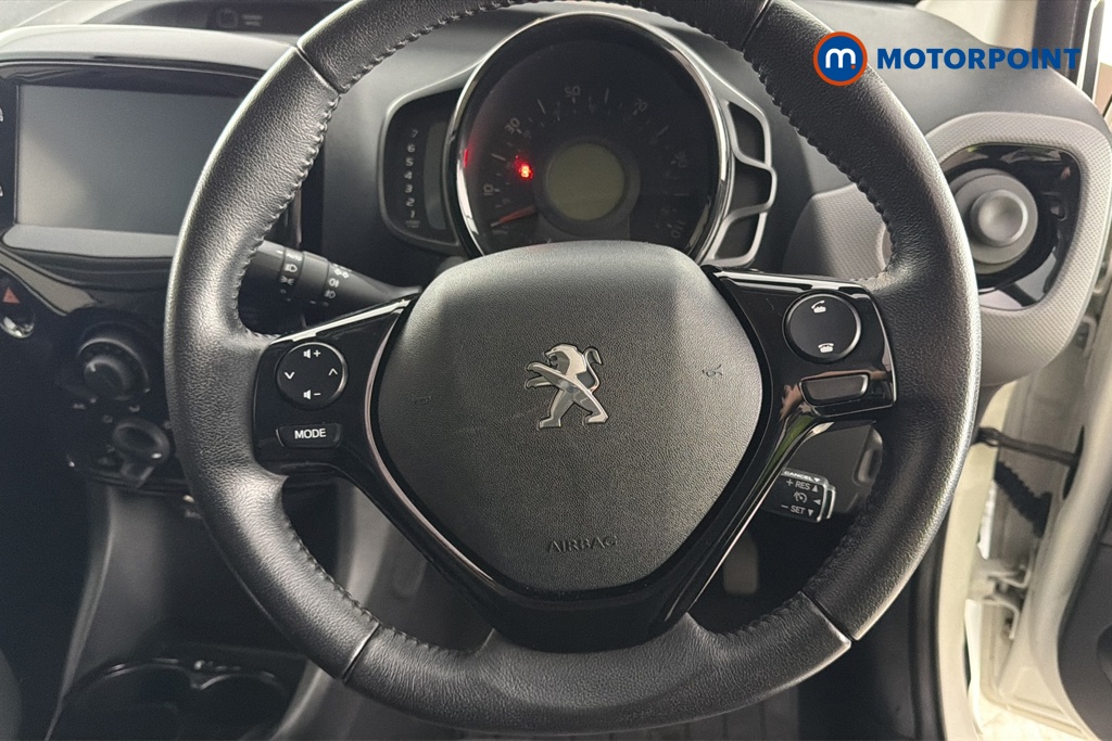 Peugeot 108 Allure Manual Petrol Hatchback - Stock Number (1675311) - 2nd supplementary image